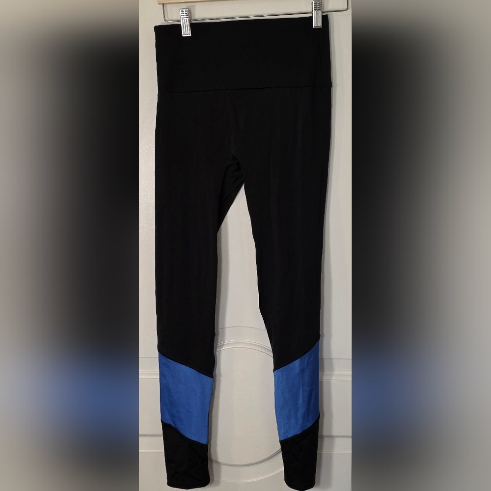K-Deer Medium Black and Blue Colorblock Leggings